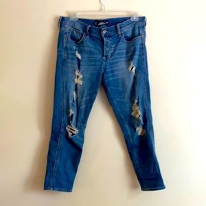 Hollister Vintage Boyfriend Jeans Size 9/ W 29”